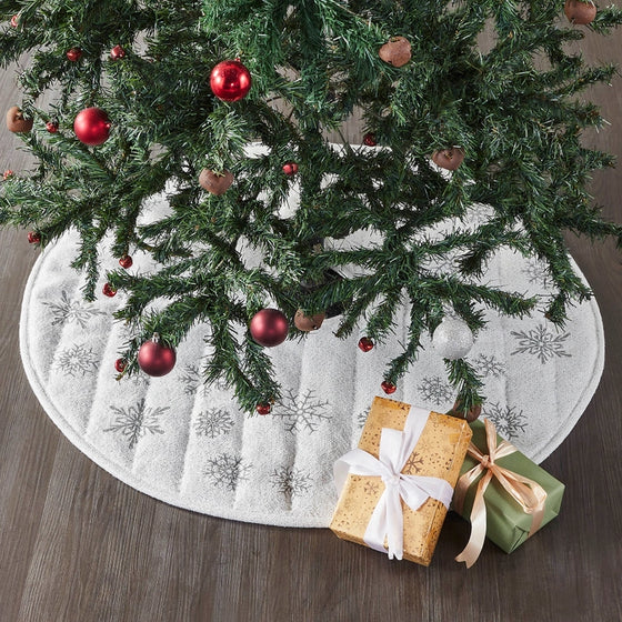 Yuletide Sparkle  Burlap Snowflake Tree Skirt